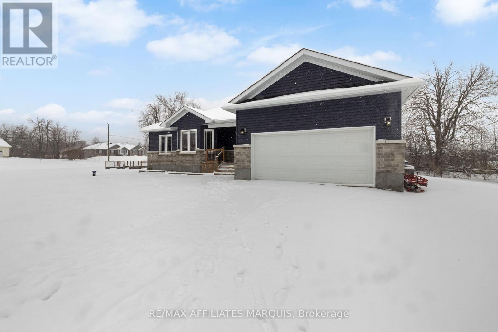 9 Joseph Way, Rideau Lakes, Ontario  K7A 4S5 - Photo 2 - X12906602