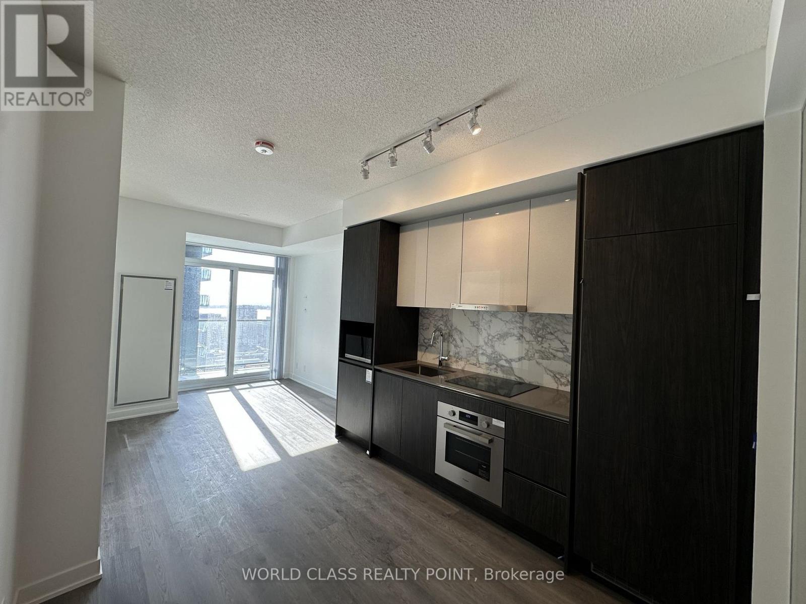 3109 - 180 Front Street E, Toronto, Ontario  M5A 0A9 - Photo 2 - C12906434