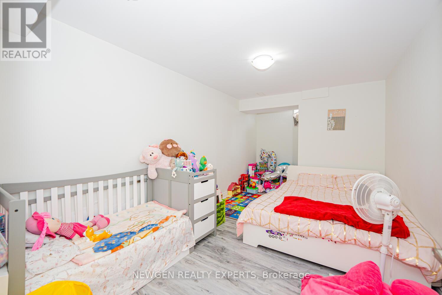 17 Monarch Drive, Halton Hills, Ontario  L7G 0H9 - Photo 48 - W12887980