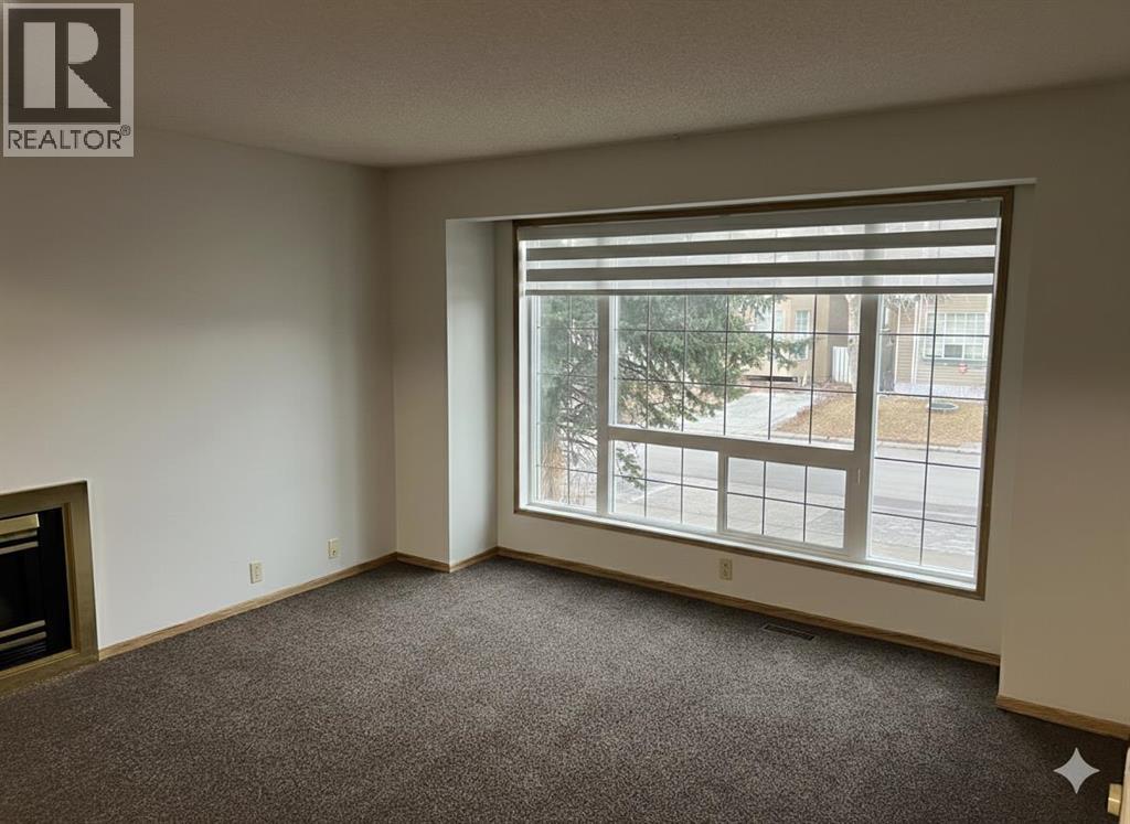 99 Martinwood Road NE, Calgary, Alberta  T3J 3G7 - Photo 4 - A2267284