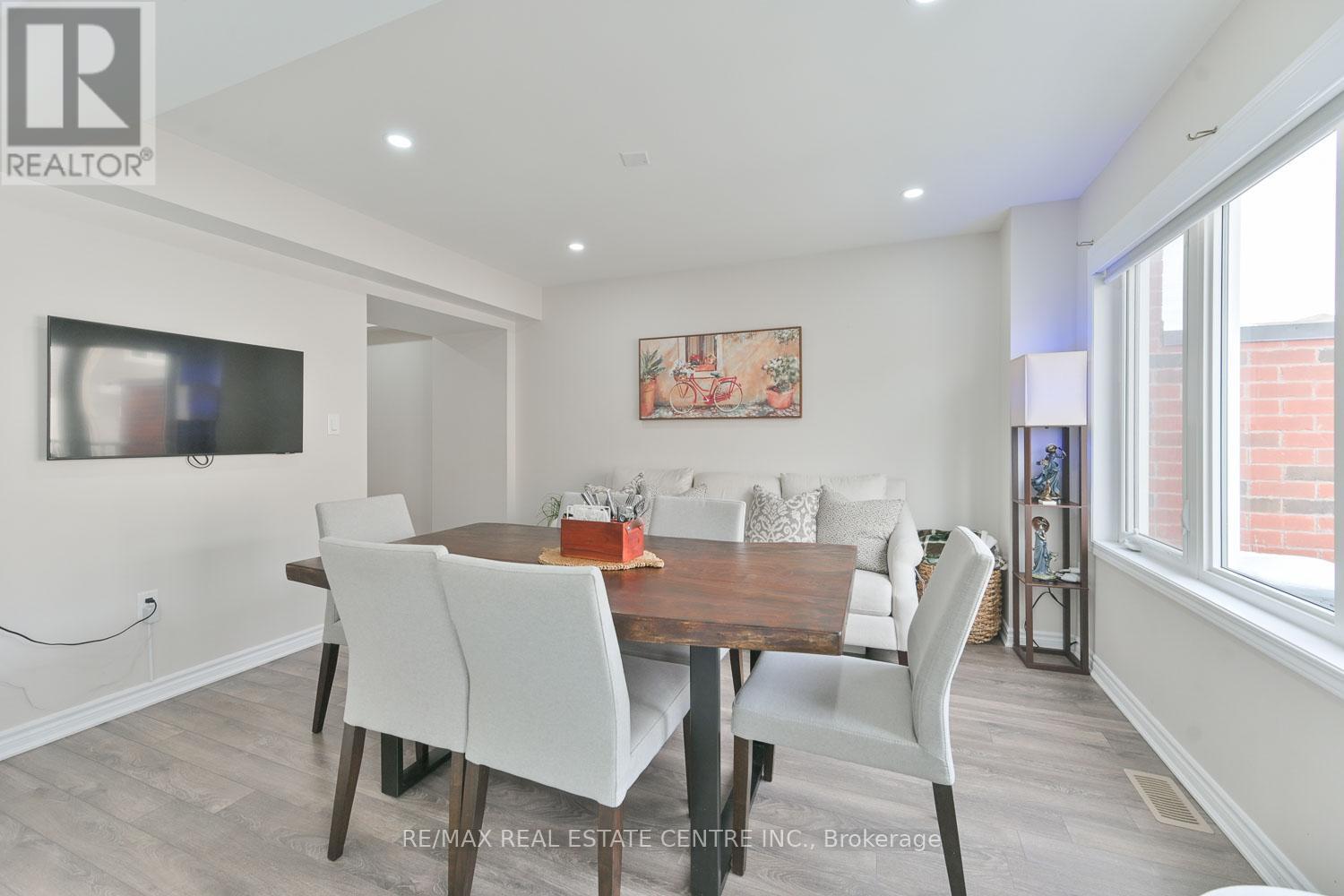 2785 Sapphire Drive, Pickering, Ontario  L1X 0G1 - Photo 16 - E12906632