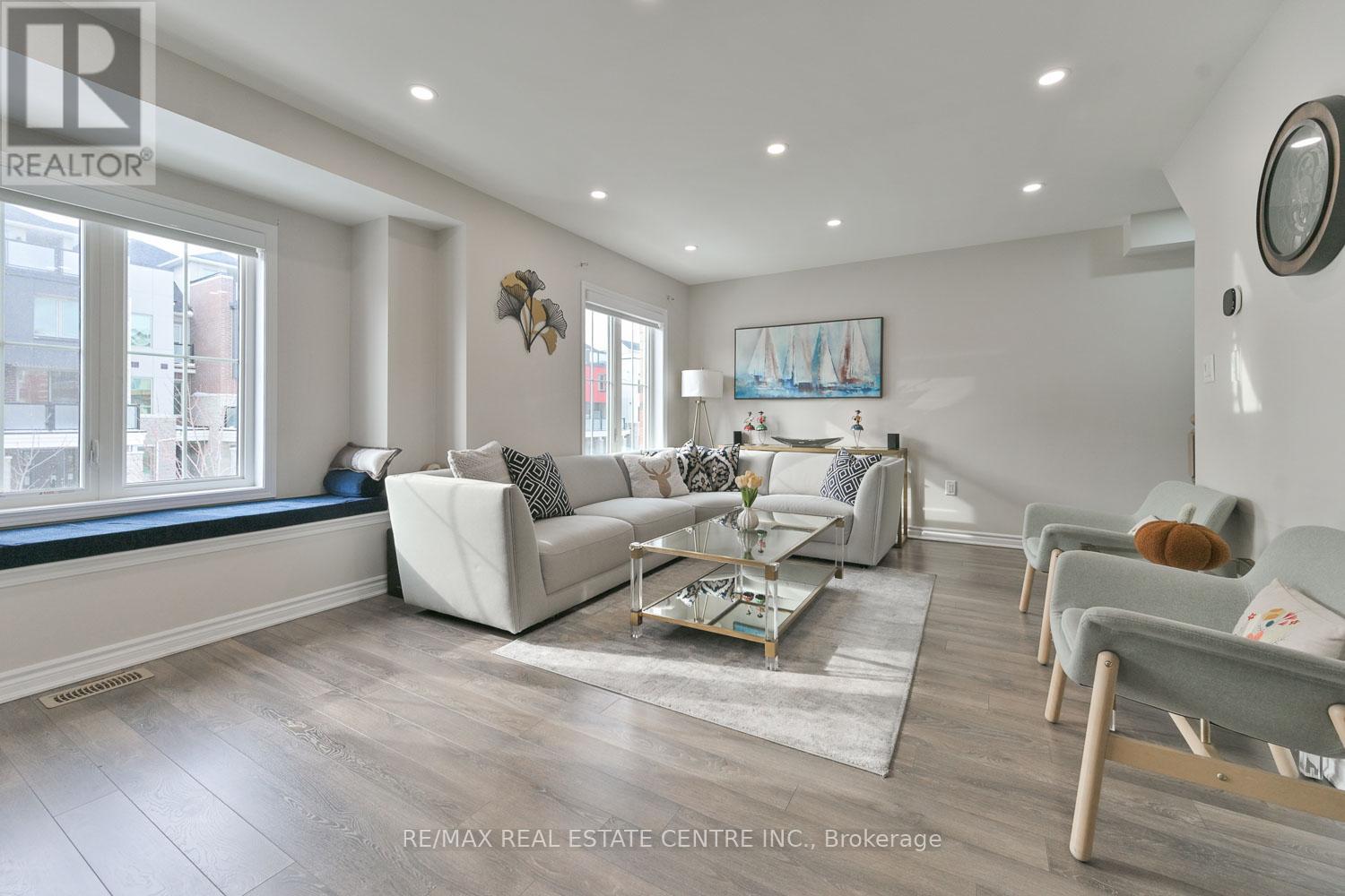 2785 Sapphire Drive, Pickering, Ontario  L1X 0G1 - Photo 9 - E12906632