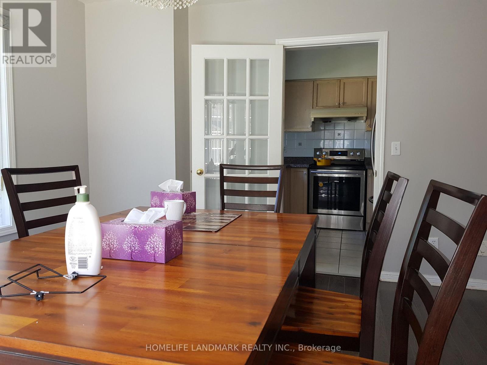 21 - 8 Cox Boulevard, Markham, Ontario  L3R 4G1 - Photo 3 - N12906624