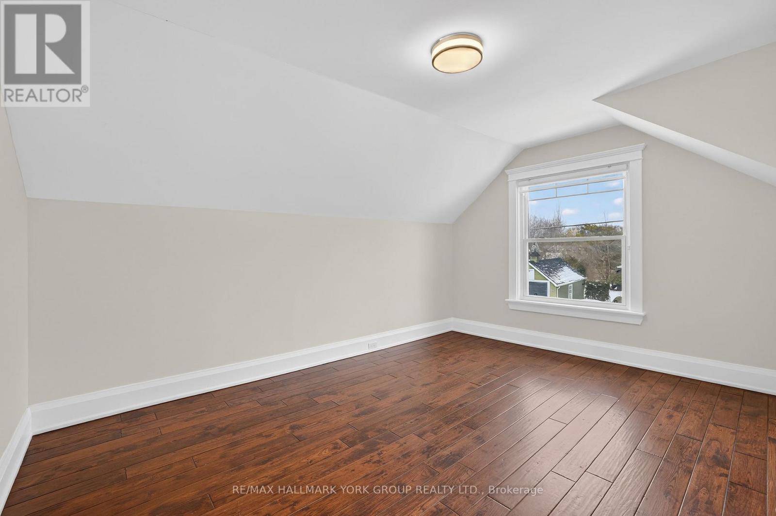 119 Temperance Street, Aurora (Aurora Village), Ontario  L4G 2R2 - Photo 24 - N12906628