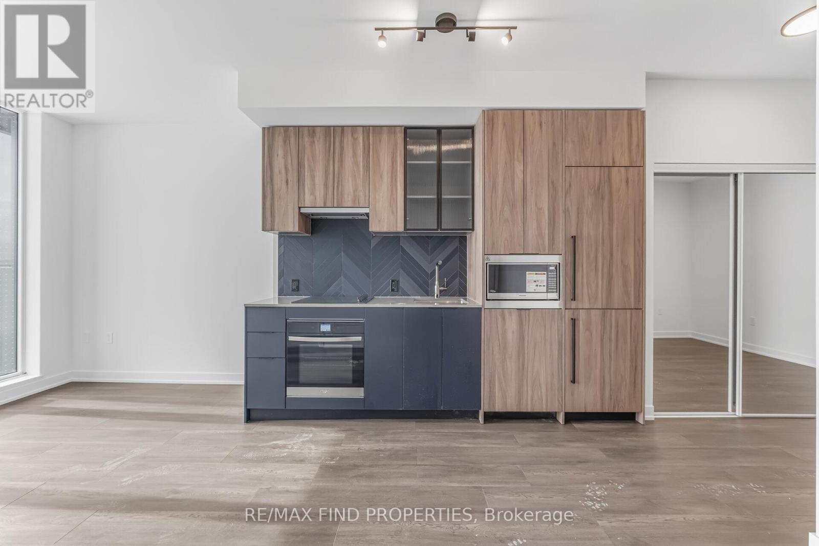 203 - 1037 The Queensway, Toronto, Ontario  M8Z 0H5 - Photo 16 - W12906626