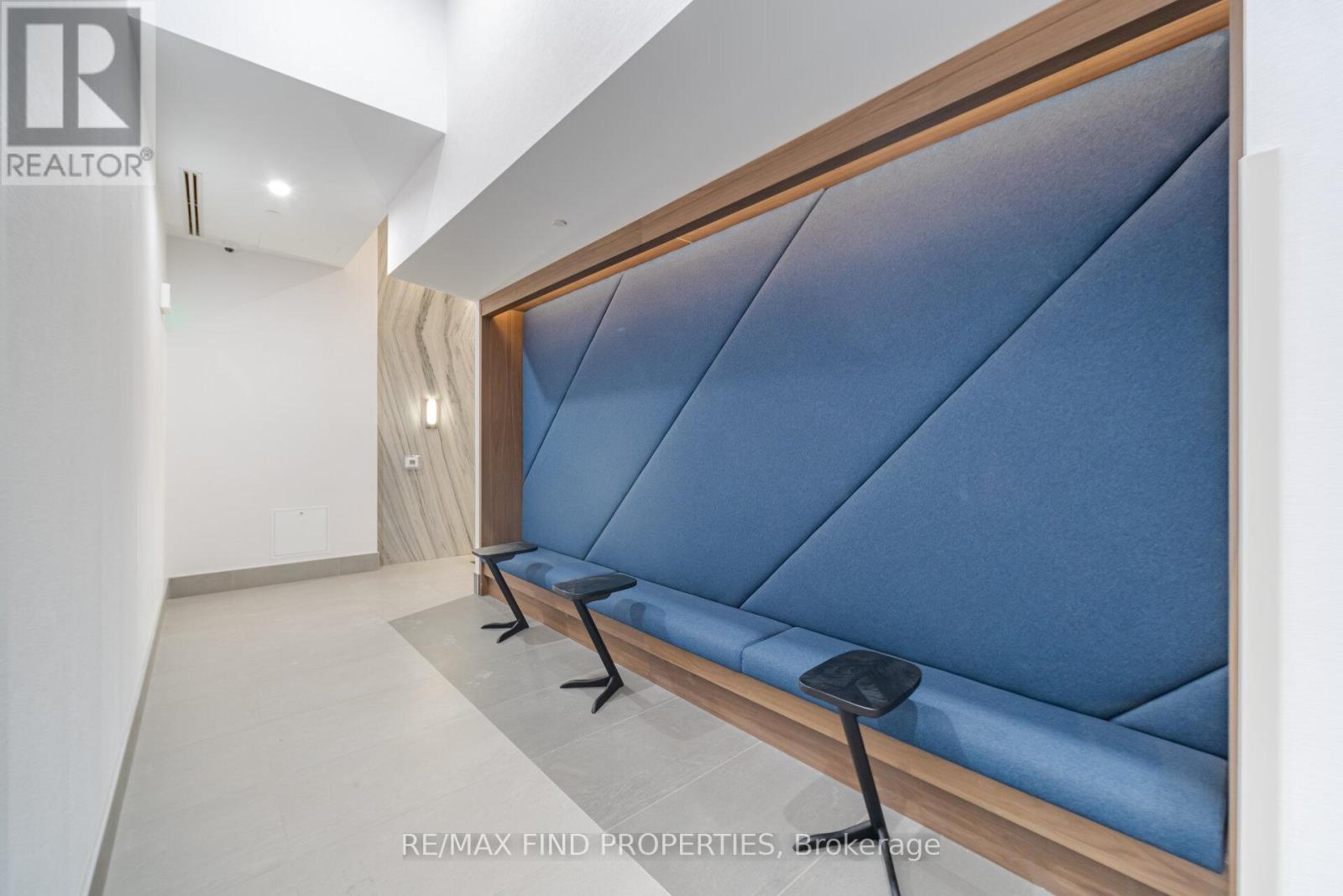 203 - 1037 The Queensway, Toronto, Ontario  M8Z 0H5 - Photo 5 - W12906626