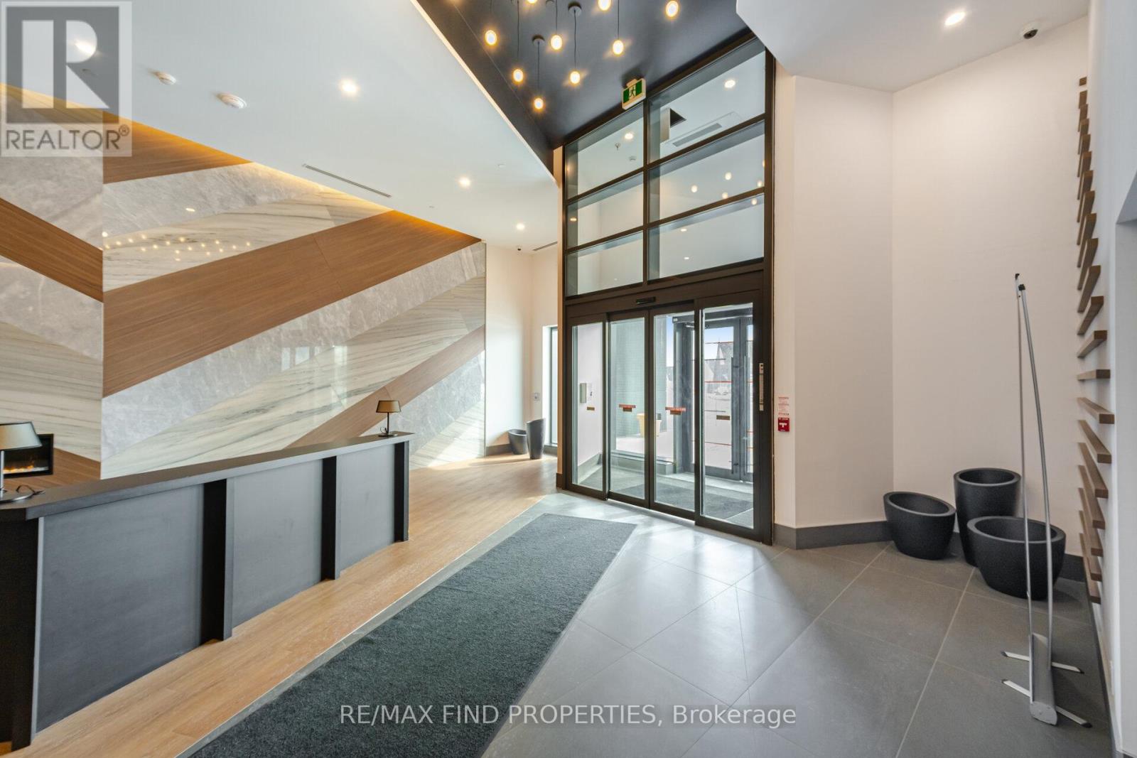 203 - 1037 The Queensway, Toronto, Ontario  M8Z 0H5 - Photo 6 - W12906626