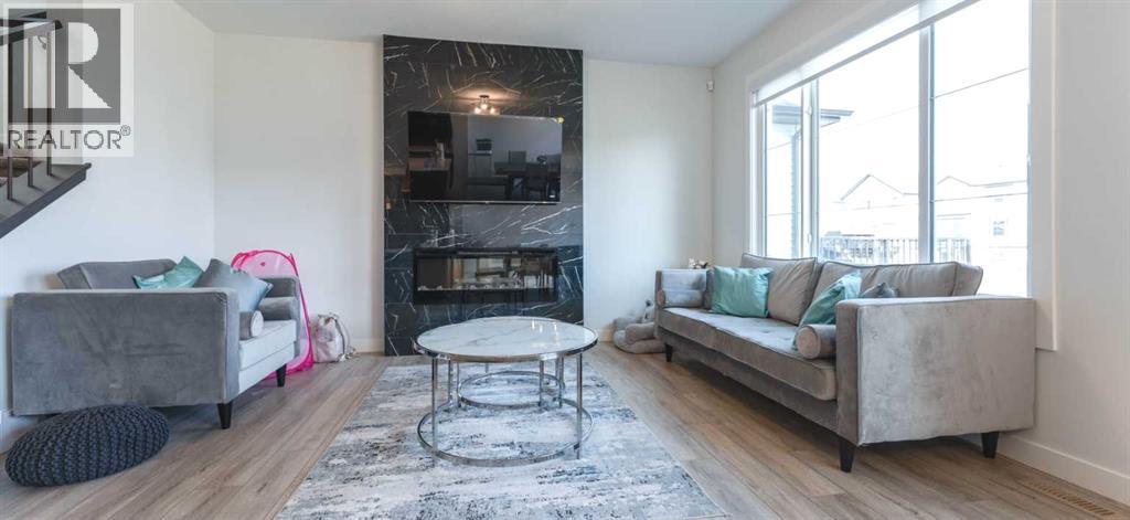 200 Lewiston Drive NE, Calgary, Alberta  T3P 2H9 - Photo 4 - A2281136