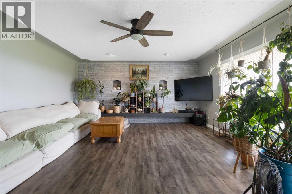 274006 Township Road 262 Highway, Rural Rocky View County, Alberta  T4A 1H6 - Photo 8 - A2291843