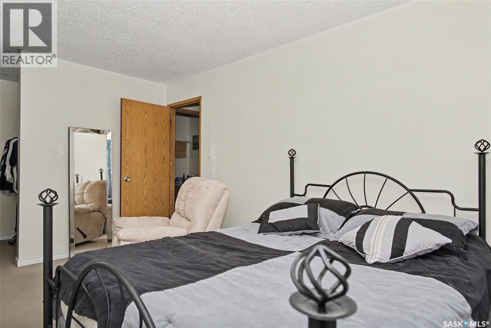 301 35 Alport Crescent, Regina, Saskatchewan  S4R 7X2 - Photo 13 - SK031002