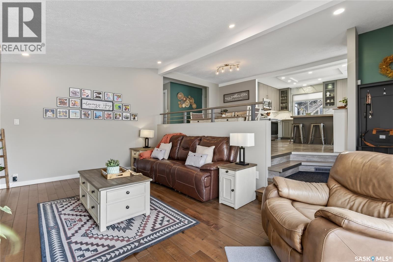 35 King Crescent, Humboldt, Saskatchewan  S0K 2A0 - Photo 7 - SK030906