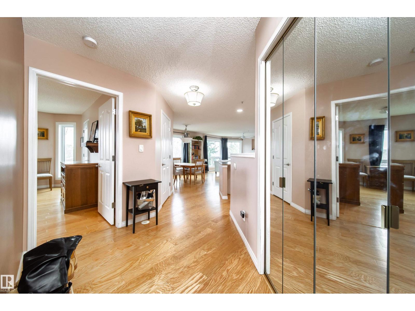 #409 7839 96 St Nw, Edmonton, Alberta  T6C 4R4 - Photo 4 - E4478566