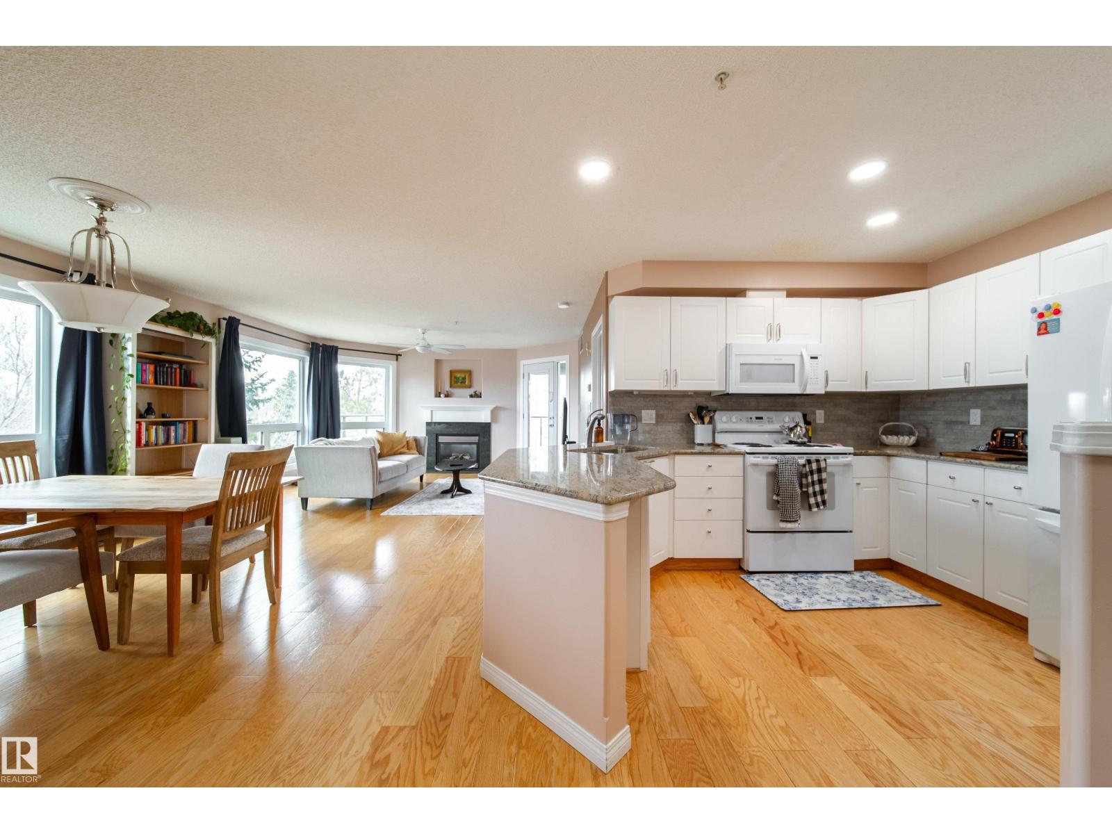 #409 7839 96 St Nw, Edmonton, Alberta  T6C 4R4 - Photo 6 - E4478566