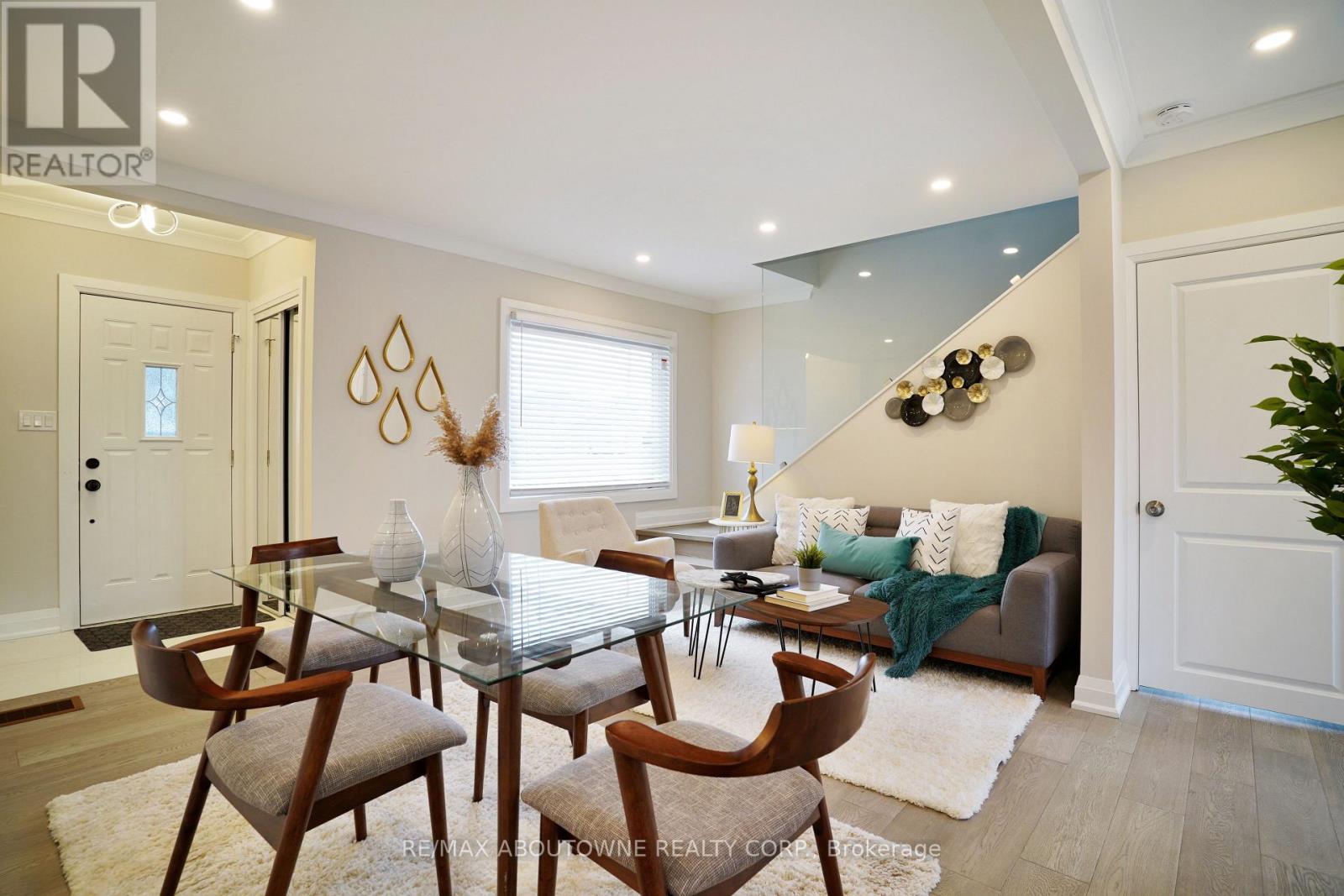 96 Mohawk Road E, Hamilton, Ontario  L9A 2G9 - Photo 14 - X12906622