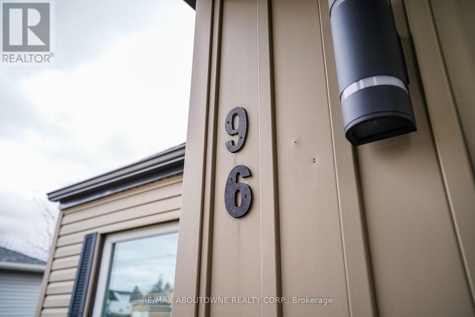 96 Mohawk Road E, Hamilton, Ontario  L9A 2G9 - Photo 30 - X12906622