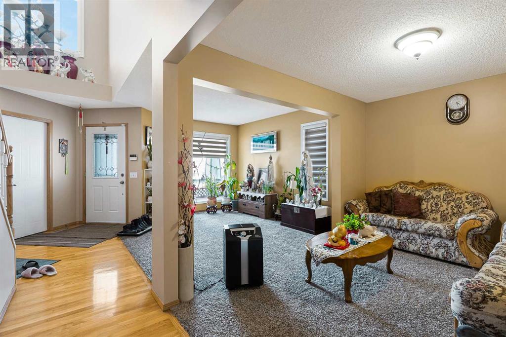 332 Harvest Hills Drive NE, Calgary, Alberta  T3K 4H7 - Photo 7 - A2288215