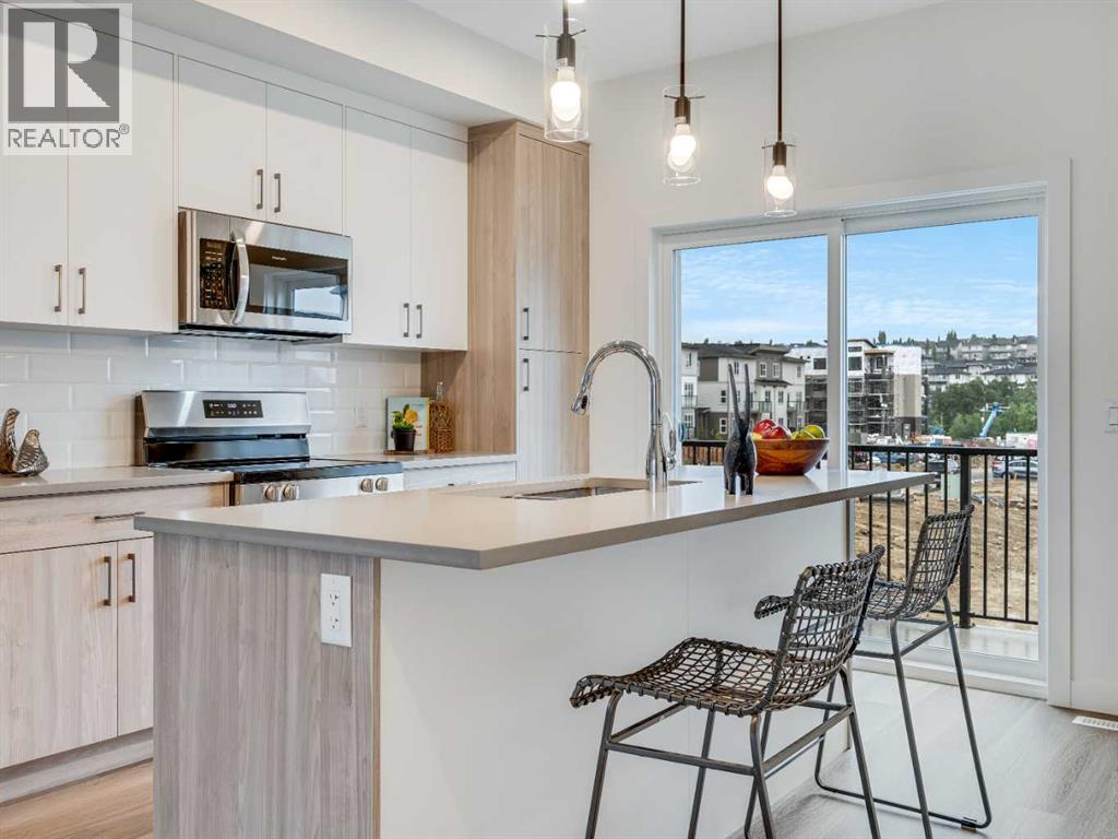 2221 81st Street Sw, Calgary, Alberta  T3H 3V8 - Photo 4 - A2288416