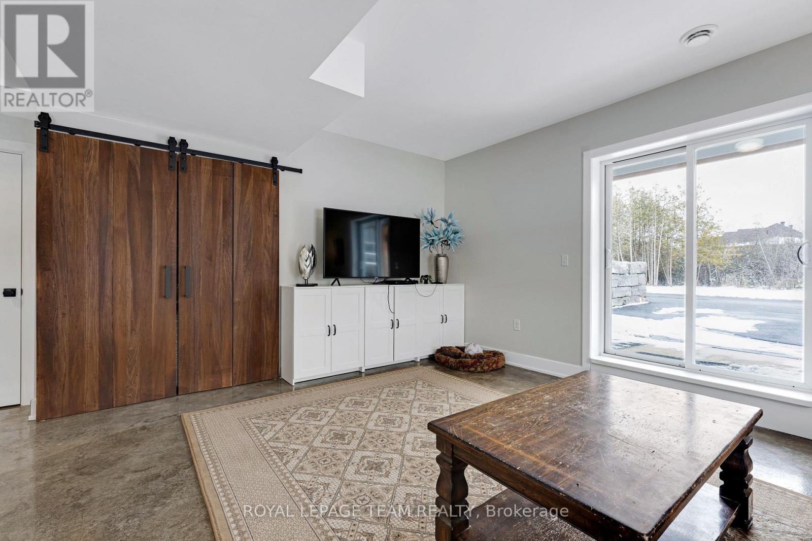 114 Charles Holden Avenue, Merrickville-Wolford, Ontario K0G 1N0 - Photo 41 - X12906646