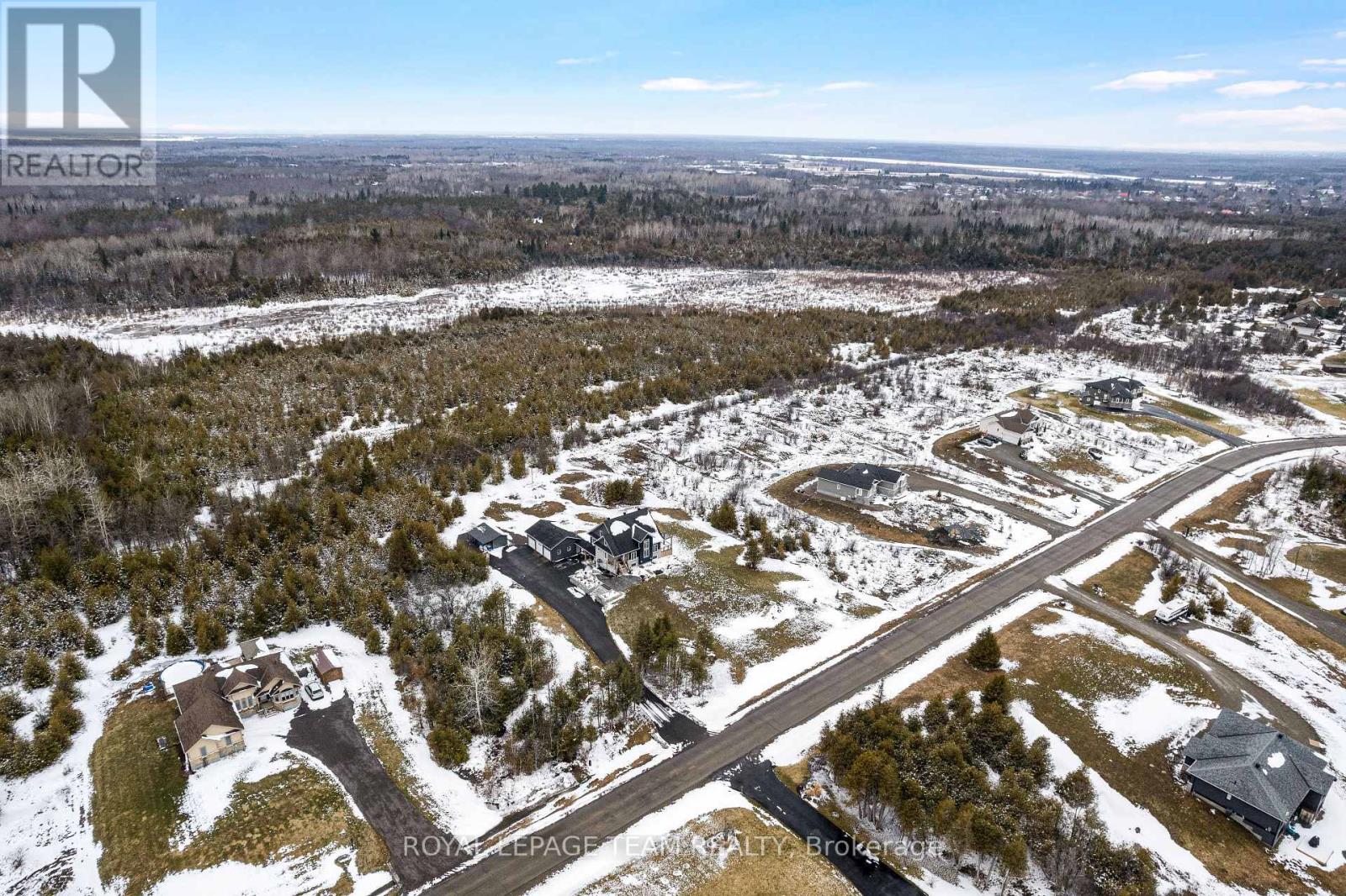 114 Charles Holden Avenue, Merrickville-Wolford, Ontario K0G 1N0 - Photo 46 - X12906646