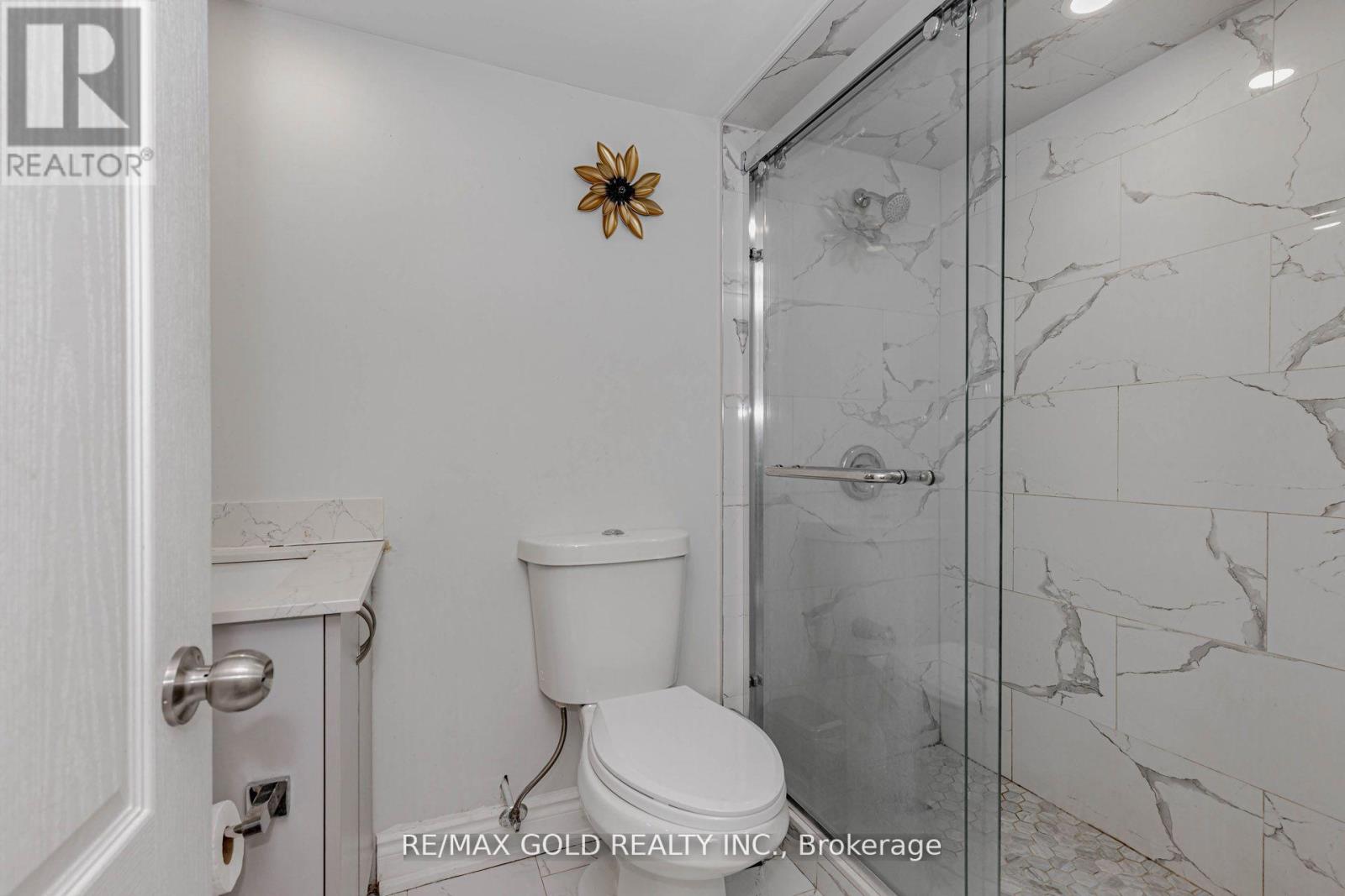 2 Oranmore Crescent, Brampton, Ontario  L6X 0J9 - Photo 43 - W12906282