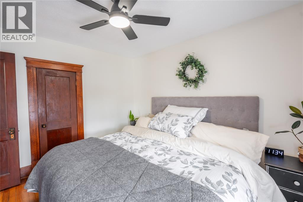 406 Devine Street, Sarnia, Ontario  N7T 1V5 - Photo 16 - 26005810