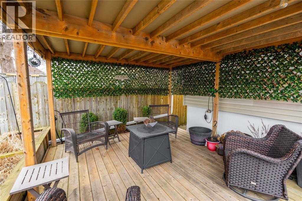 406 Devine Street, Sarnia, Ontario  N7T 1V5 - Photo 31 - 26005810