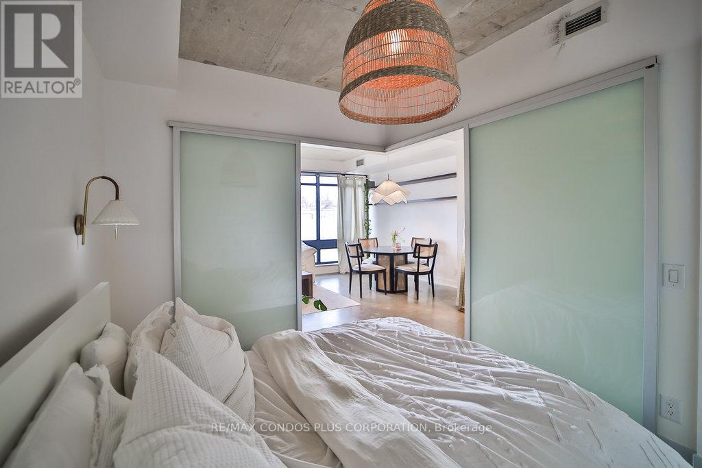 206 - 1239 Dundas Street W, Toronto, Ontario  M6J 0E8 - Photo 15 - C12906642