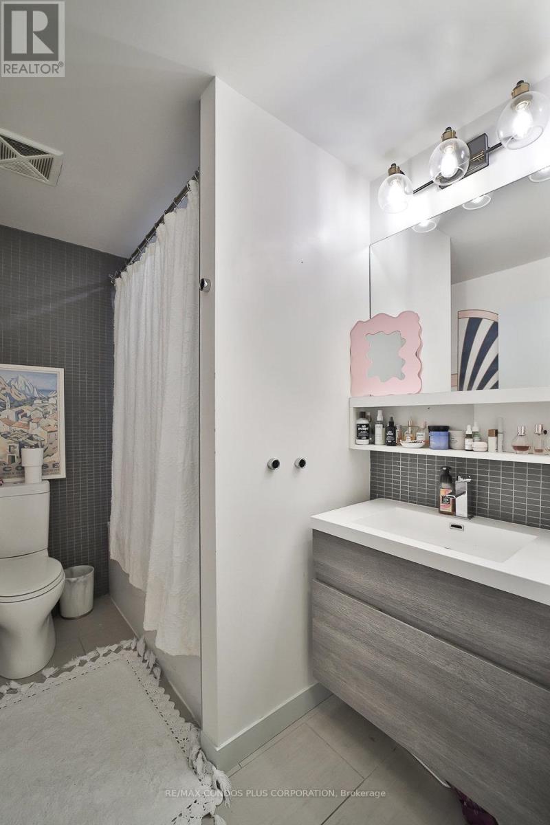 206 - 1239 Dundas Street W, Toronto, Ontario  M6J 0E8 - Photo 26 - C12906642