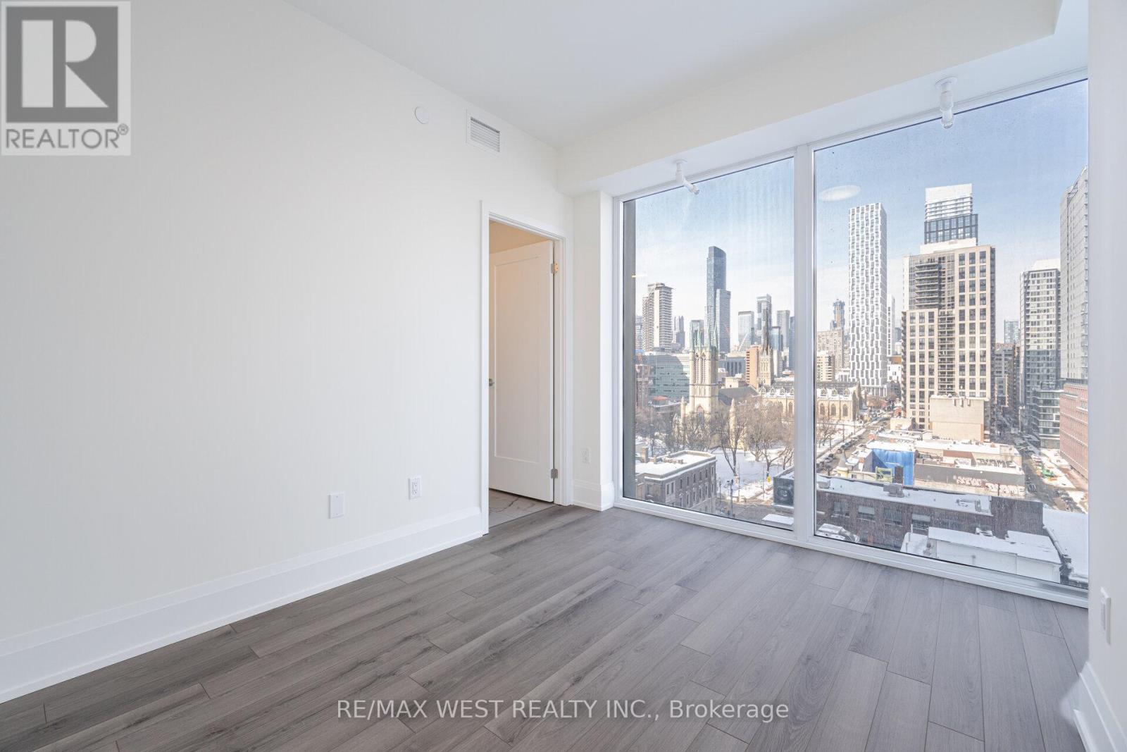 1204 - 89 Church Street, Toronto, Ontario  M5C 0B7 - Photo 25 - C12906650