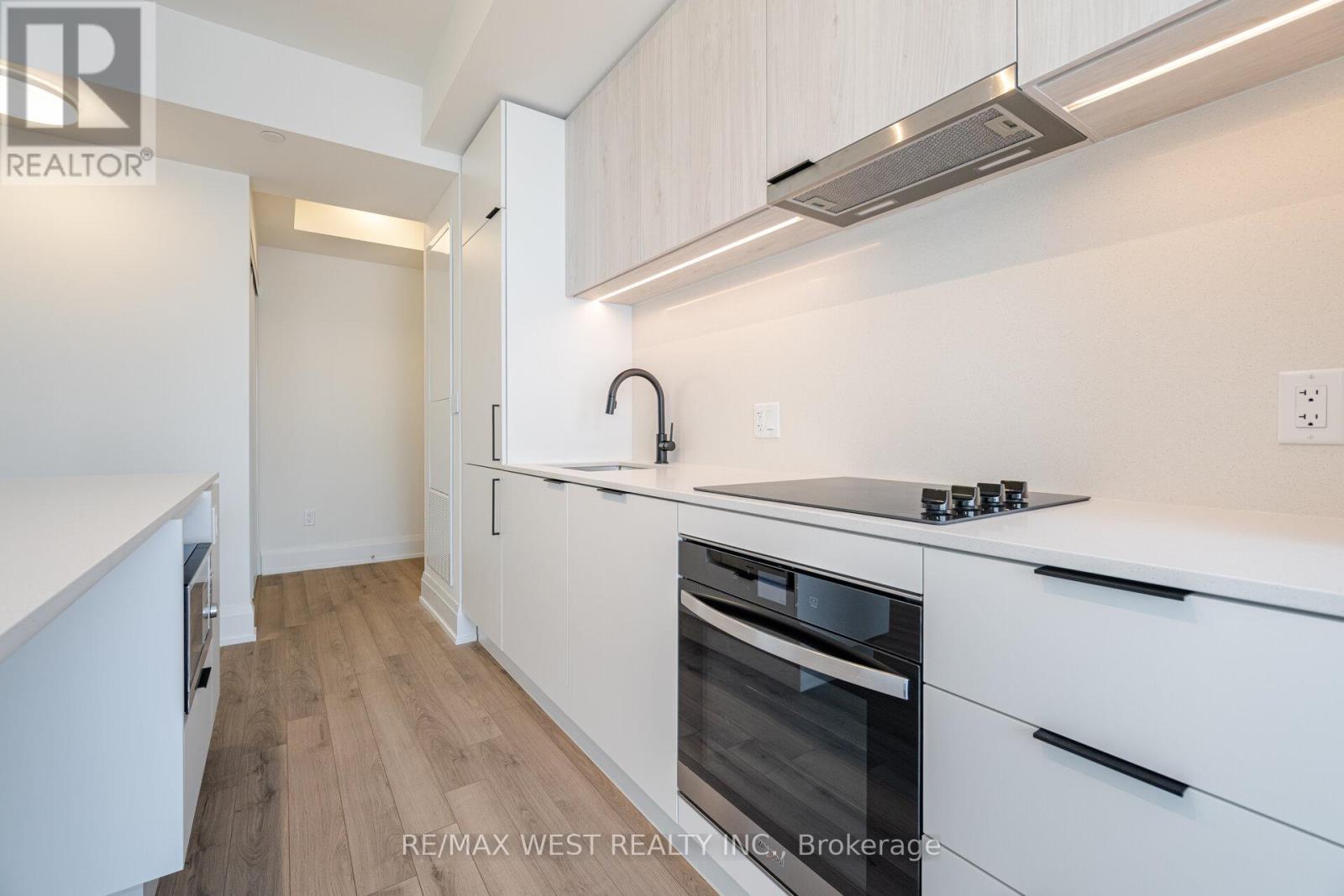 1204 - 89 Church Street, Toronto, Ontario  M5C 0B7 - Photo 9 - C12906650