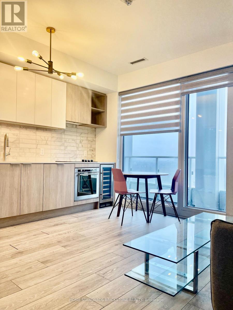 1612 - 2020 Bathurst Street, Toronto, Ontario  M5P 0A6 - Photo 3 - C12906654