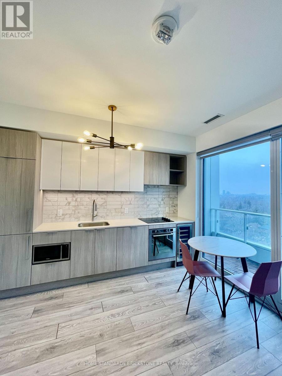 1612 - 2020 Bathurst Street, Toronto, Ontario  M5P 0A6 - Photo 4 - C12906654