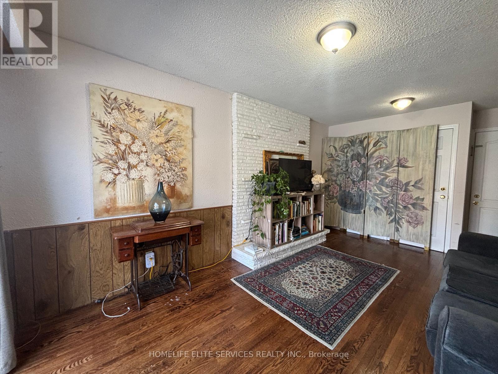 33 Robbinstone Drive, Toronto, Ontario  M1B 2C4 - Photo 25 - E12906662