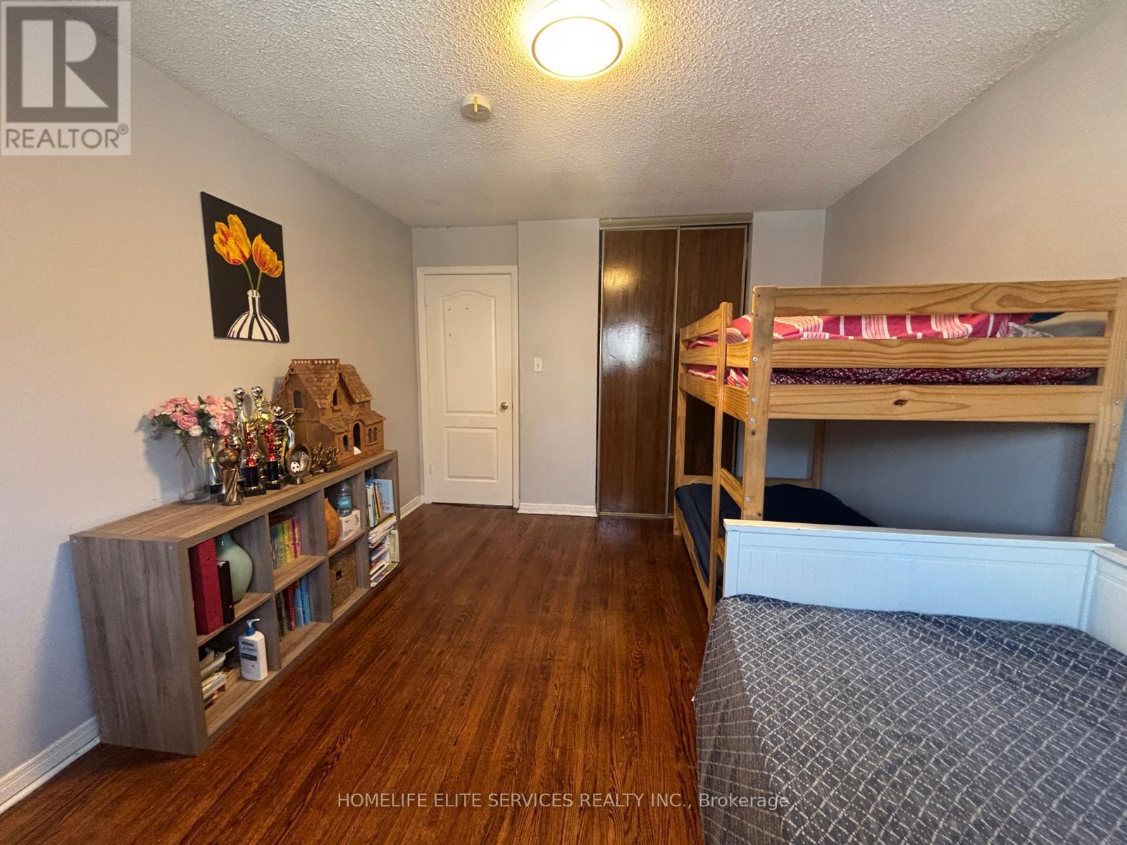 33 Robbinstone Drive, Toronto, Ontario  M1B 2C4 - Photo 29 - E12906662