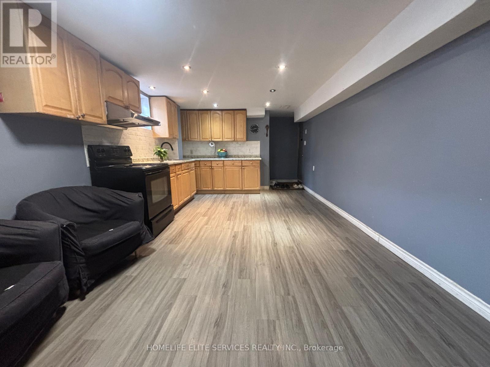 33 Robbinstone Drive, Toronto, Ontario  M1B 2C4 - Photo 33 - E12906662