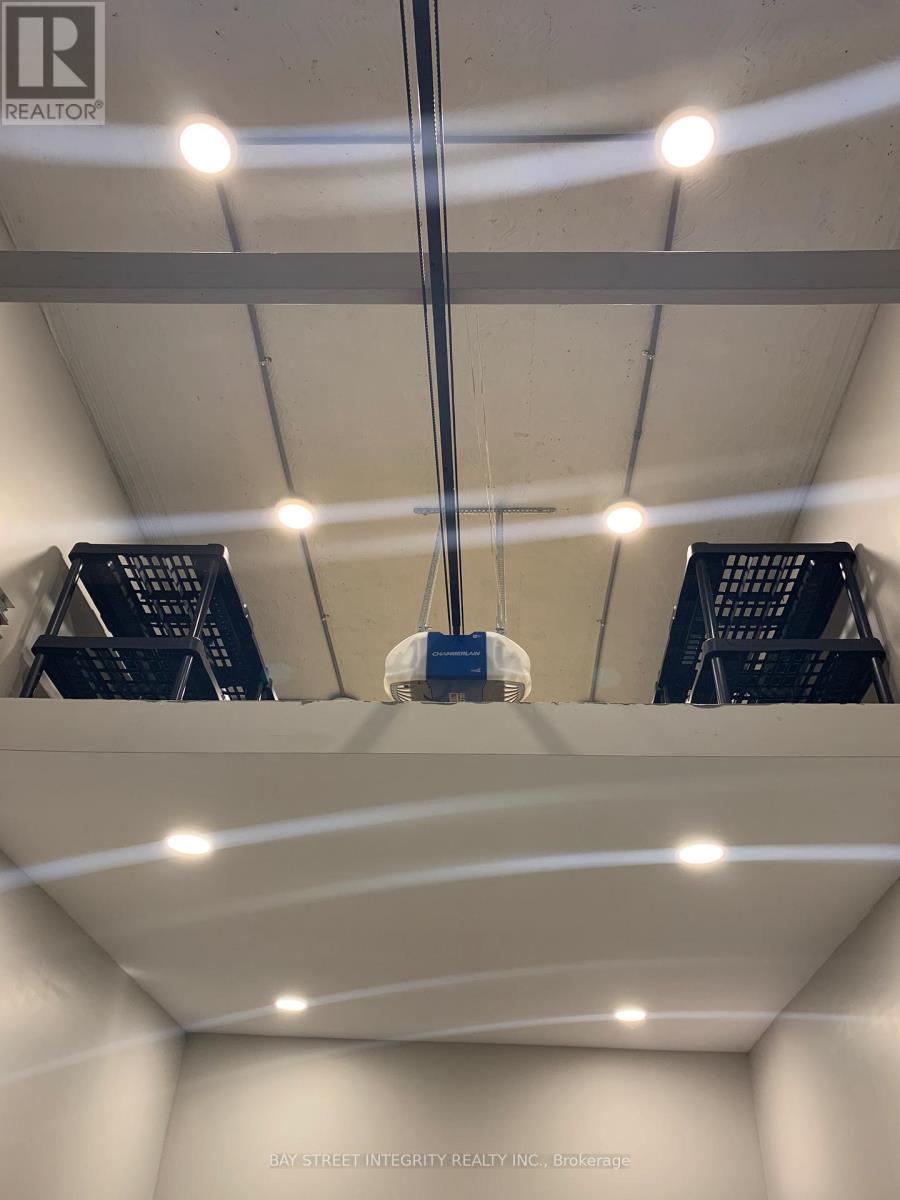 12 Combermere Drive, Toronto, Ontario  M3A 2W3 - Photo 34 - C12905264