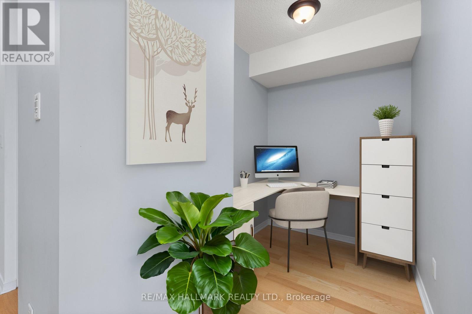 519 - 2495 Dundas Street W, Toronto, Ontario M6P 1X4 - Photo 23 - W12897698