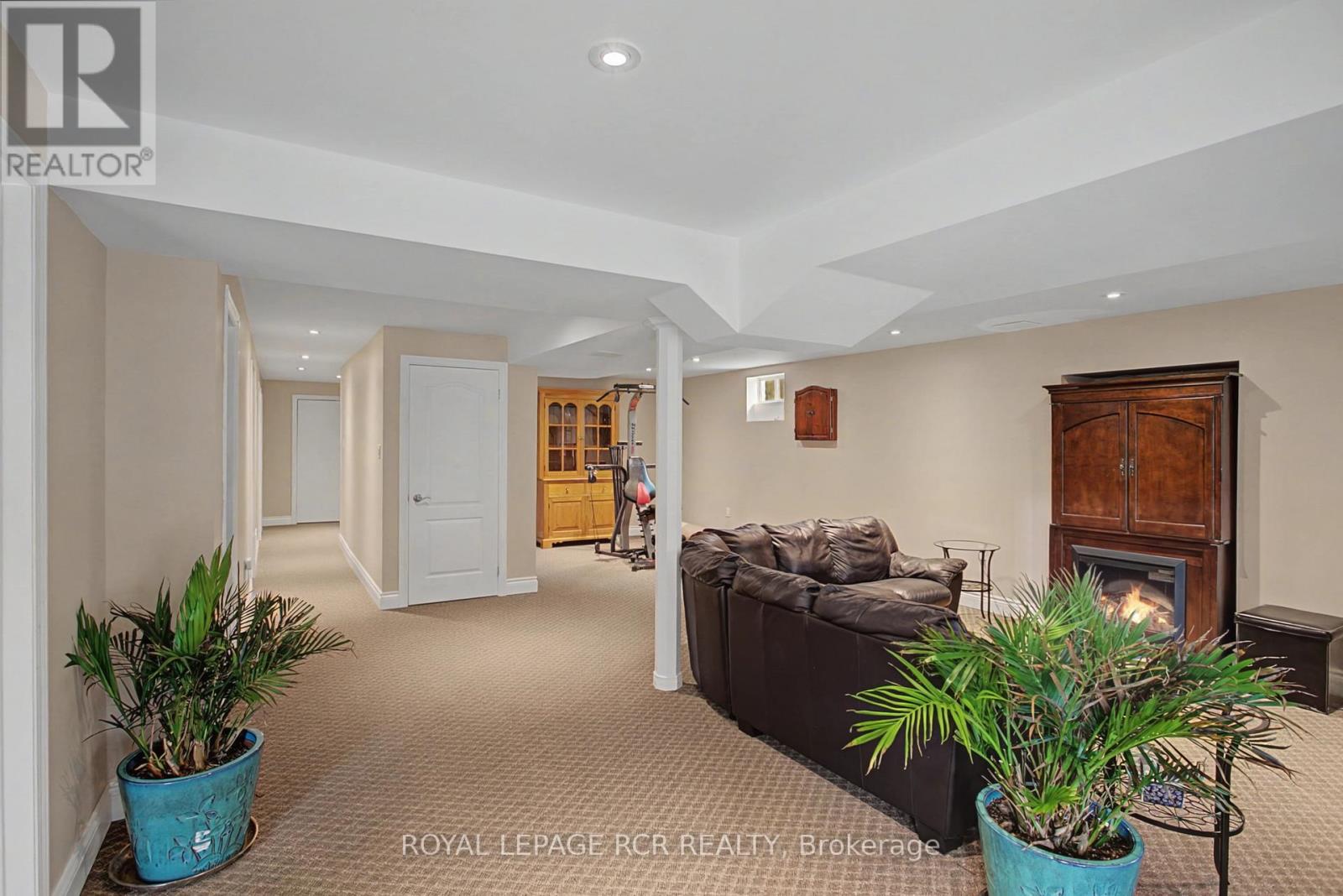 325 Harry Beer Court, Newmarket, Ontario  L3Y 8M2 - Photo 37 - N12906658