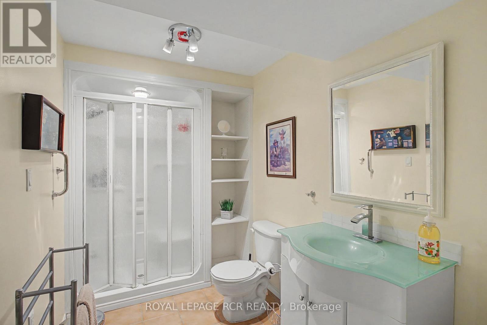 325 Harry Beer Court, Newmarket, Ontario  L3Y 8M2 - Photo 42 - N12906658