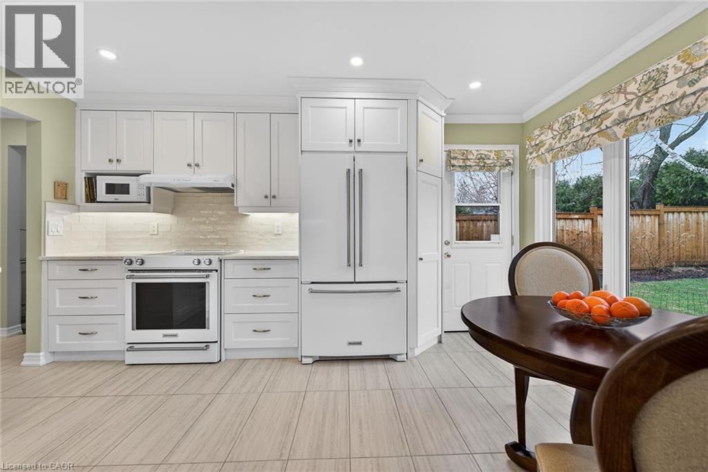 17 Cammay Avenue, Dundas, Ontario  L9H 6M4 - Photo 8 - 40813905