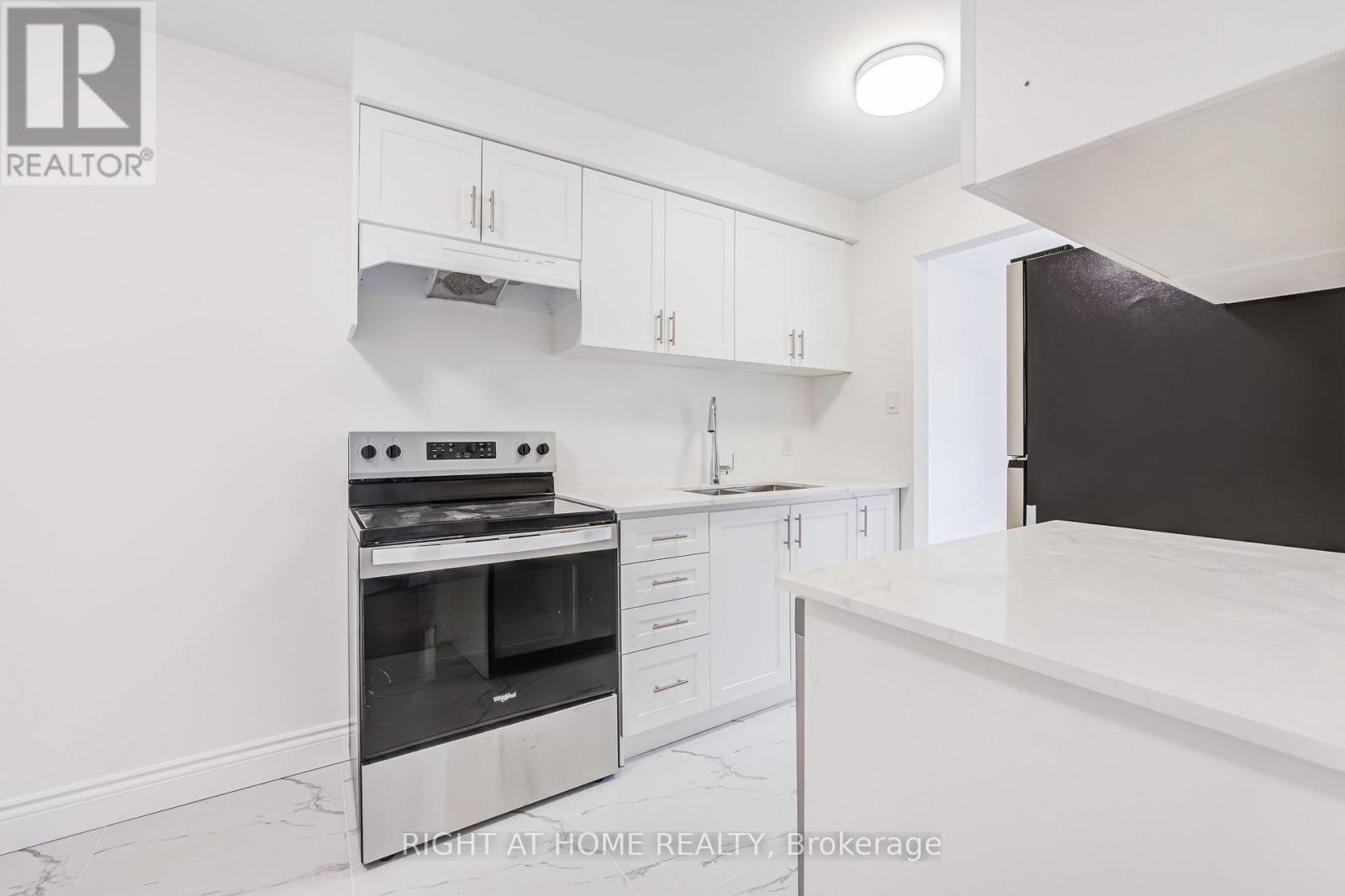 6 - 2687 Bromsgrove Road, Mississauga, Ontario  L5J 4C6 - Photo 16 - W12906656