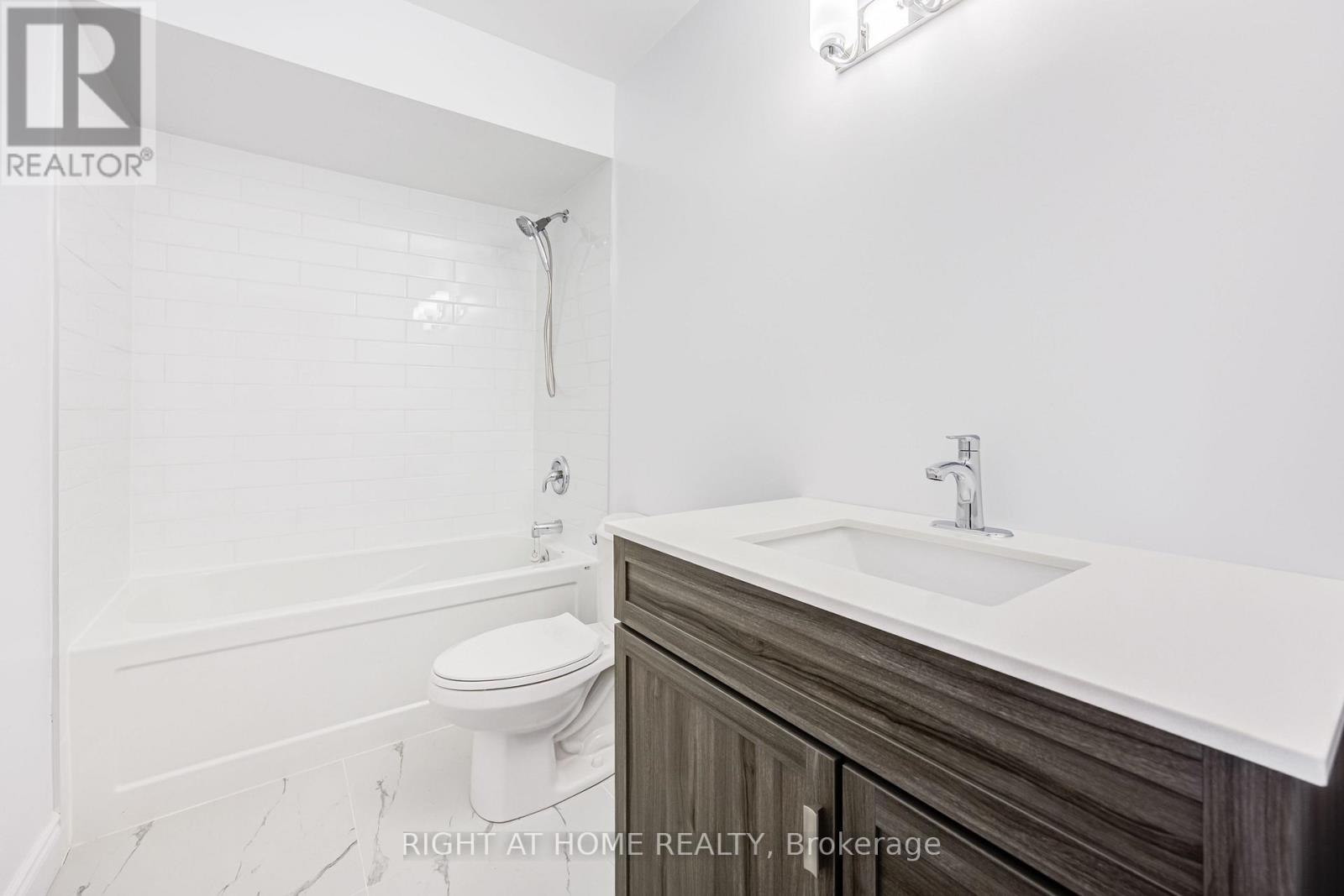 6 - 2687 Bromsgrove Road, Mississauga, Ontario  L5J 4C6 - Photo 19 - W12906656