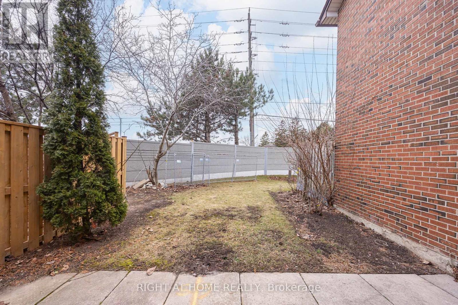 6 - 2687 Bromsgrove Road, Mississauga, Ontario  L5J 4C6 - Photo 27 - W12906656