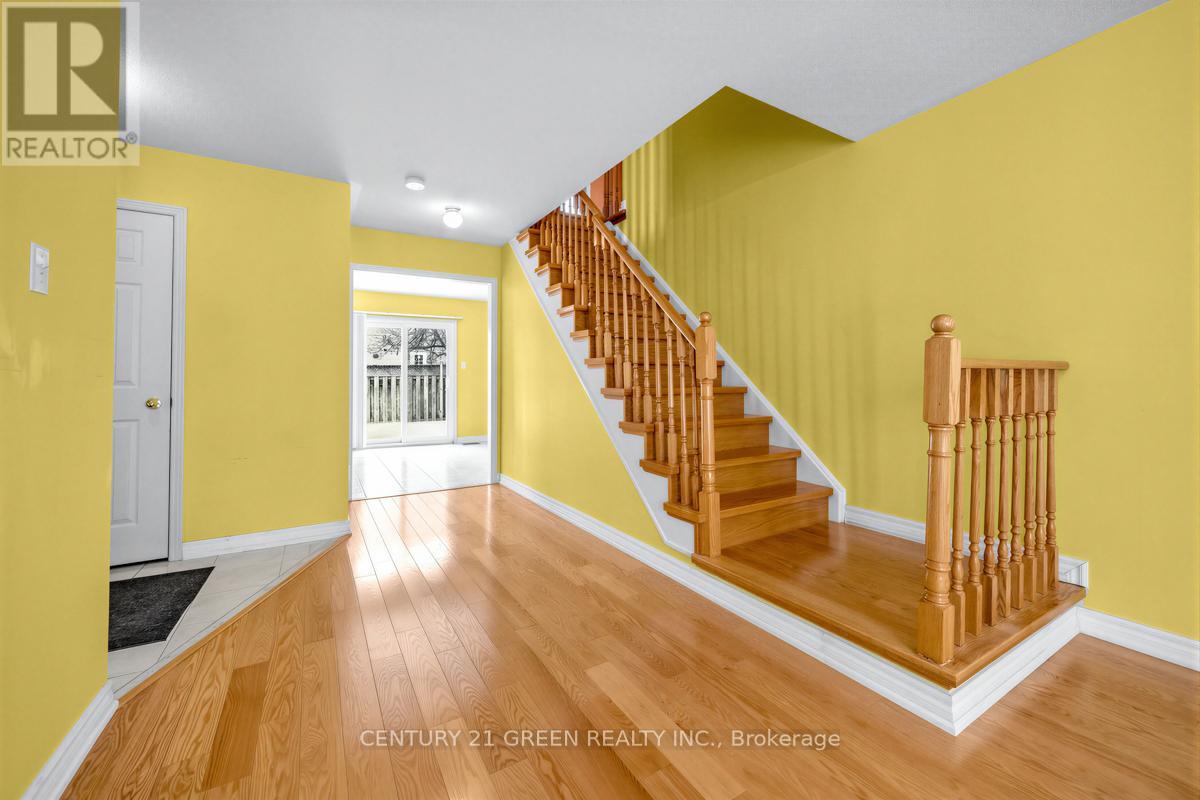 45 Dolphin Song Crescent, Brampton, Ontario  L6R 2A7 - Photo 13 - W12906672