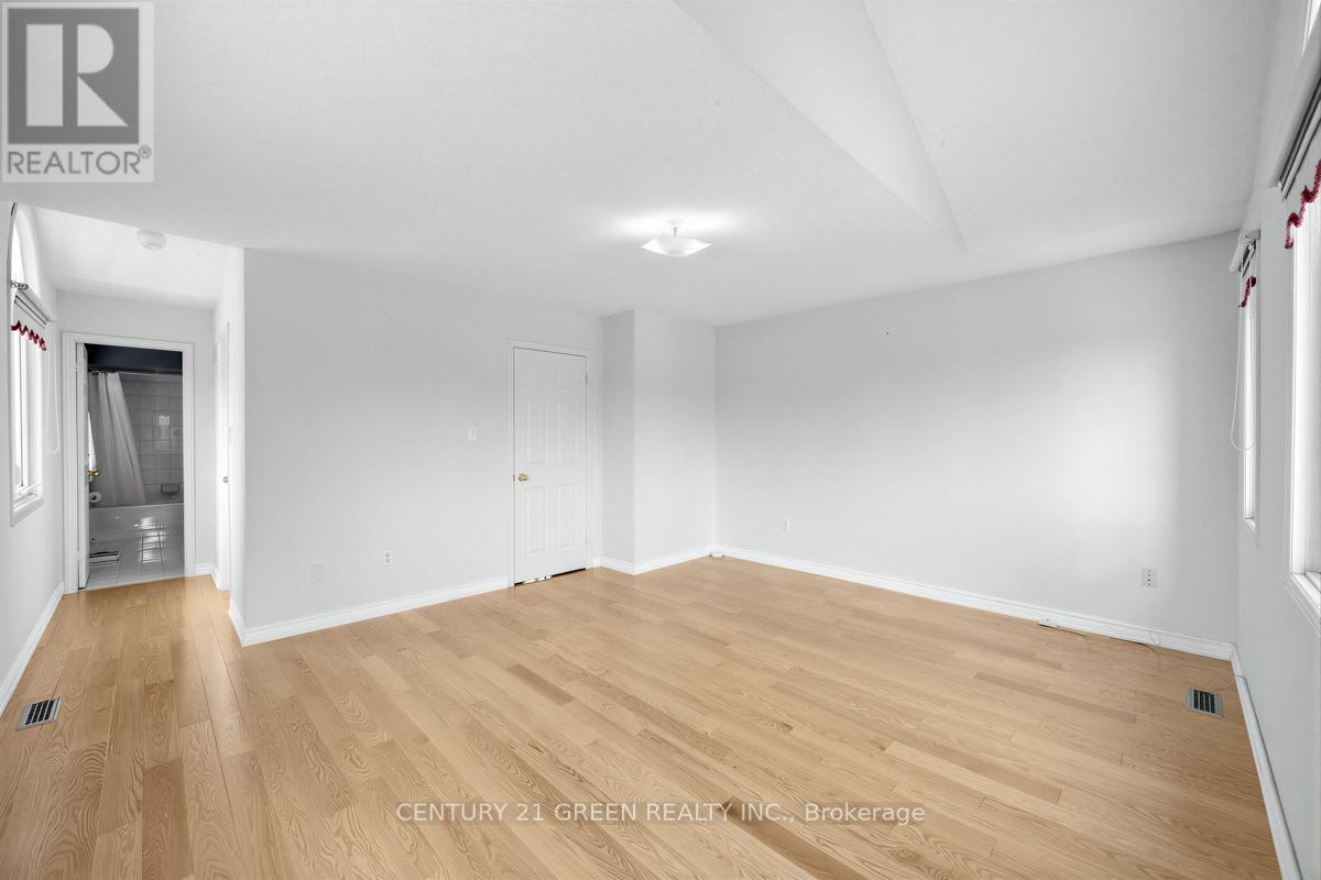 45 Dolphin Song Crescent, Brampton, Ontario  L6R 2A7 - Photo 26 - W12906672