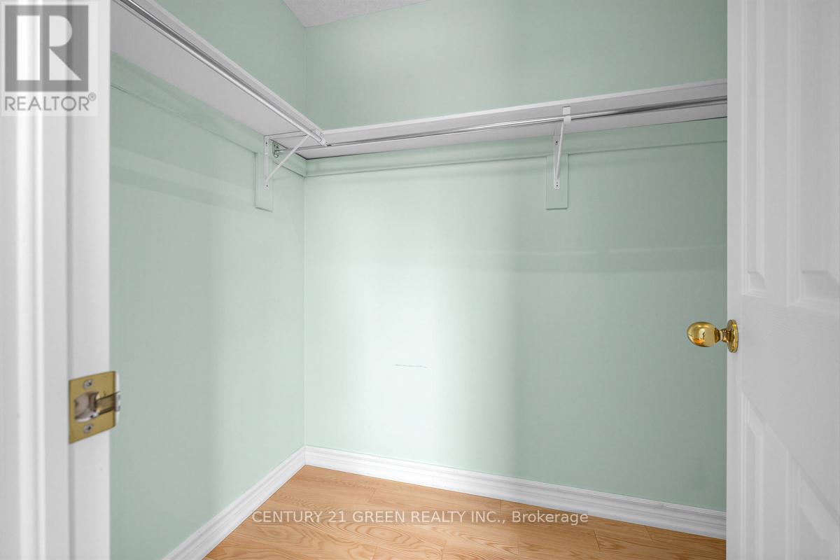 45 Dolphin Song Crescent, Brampton, Ontario  L6R 2A7 - Photo 31 - W12906672