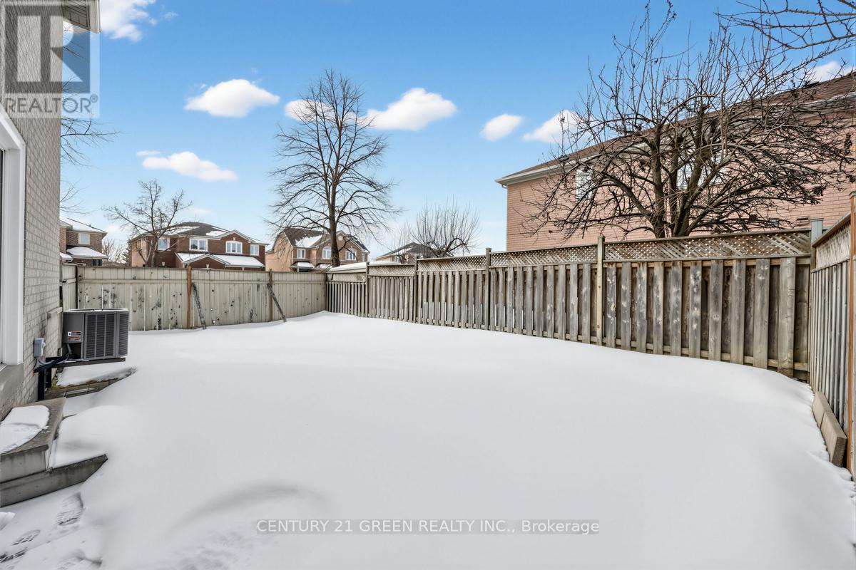 45 Dolphin Song Crescent, Brampton, Ontario  L6R 2A7 - Photo 39 - W12906672