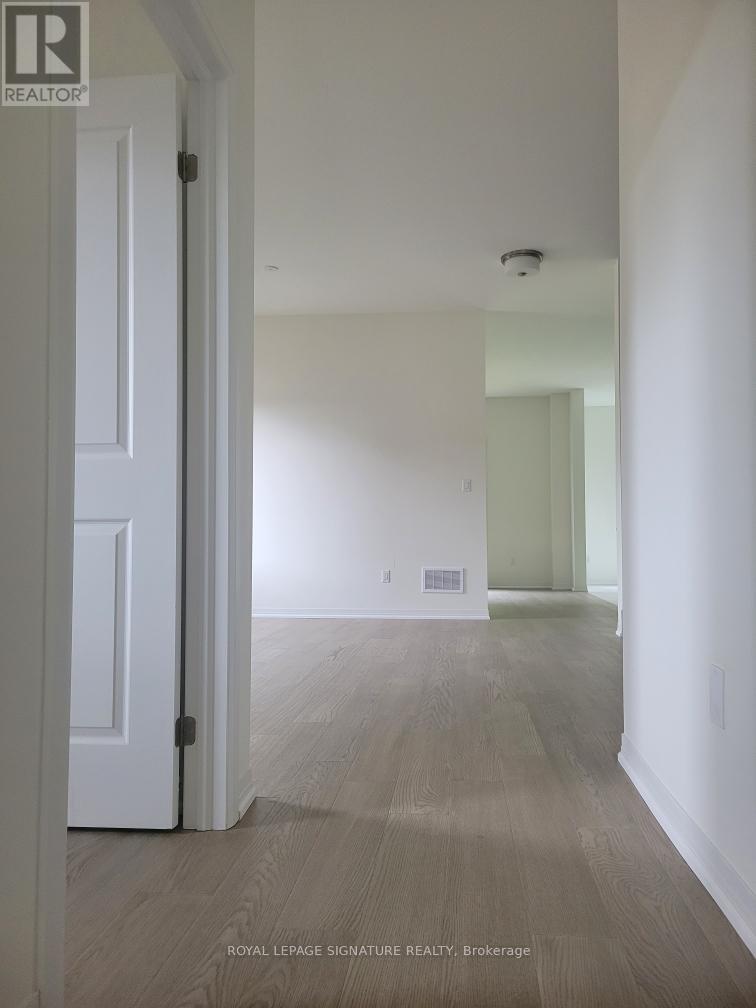 95 Macklin Street, Brant, Ontario  N3V 0B8 - Photo 7 - X12906676