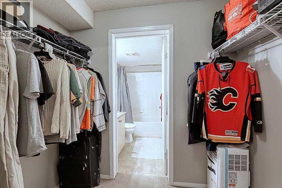 4417, 10 Prestwick Bay SE, Calgary, Alberta  T2Z 0B4 - Photo 29 - A2285133
