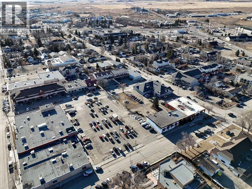 226 3 Avenue, Strathmore, Alberta  T1P 1M4 - Photo 9 - A2288020